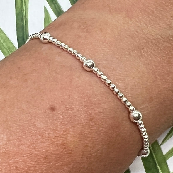 Sterling Silver Ball Stretch Bracelet with Single Balls